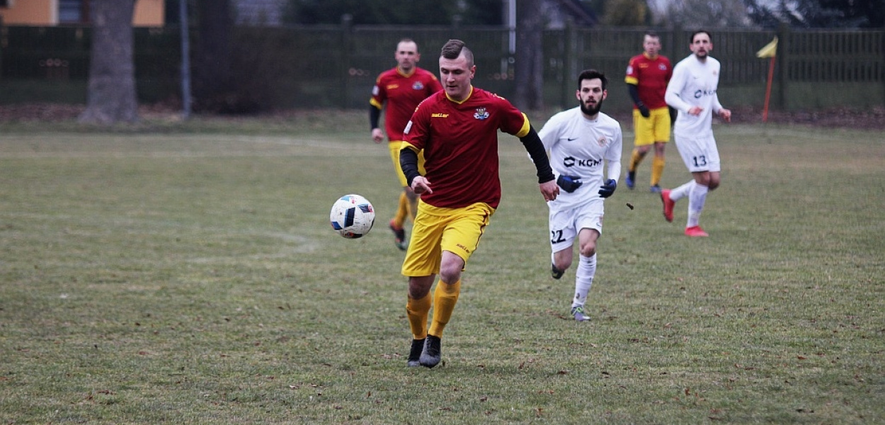 Finał Pucharu Polski nie dla Legnickiego Pola i Dębu
