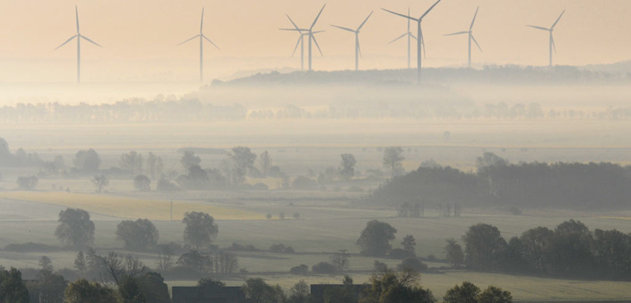 Wzbij się w niebo na stalowym rumaku z AnTonio