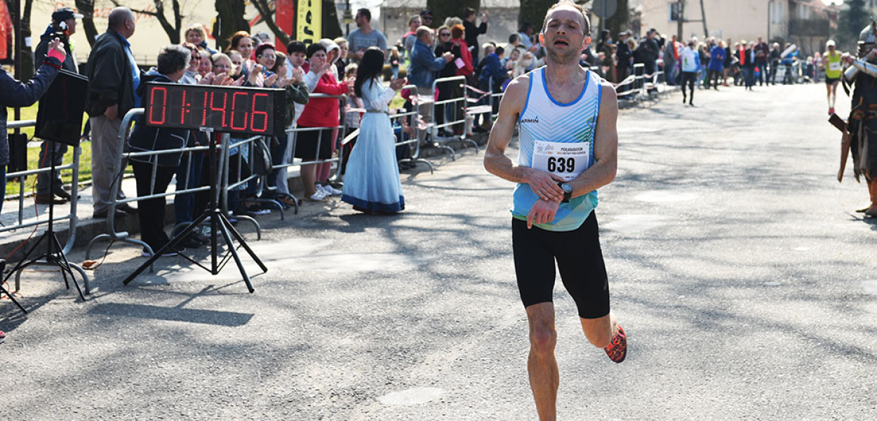 Kamil Makoś zwycięzcą legnickiego półmaratonu