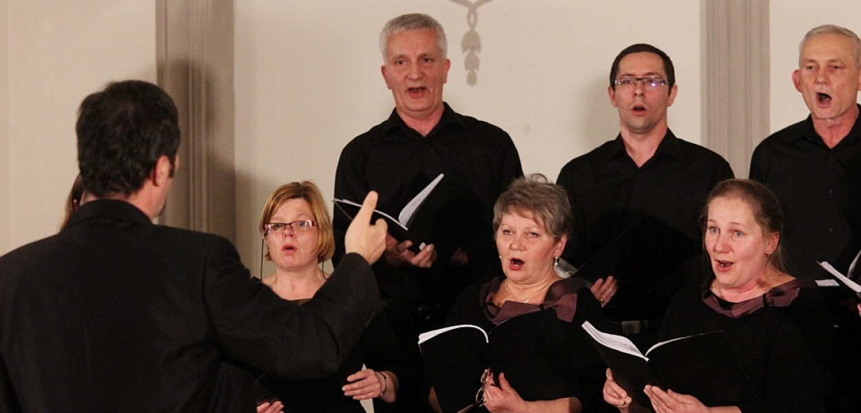 Anielskie głosy Madrygału w Sali Królewskiej