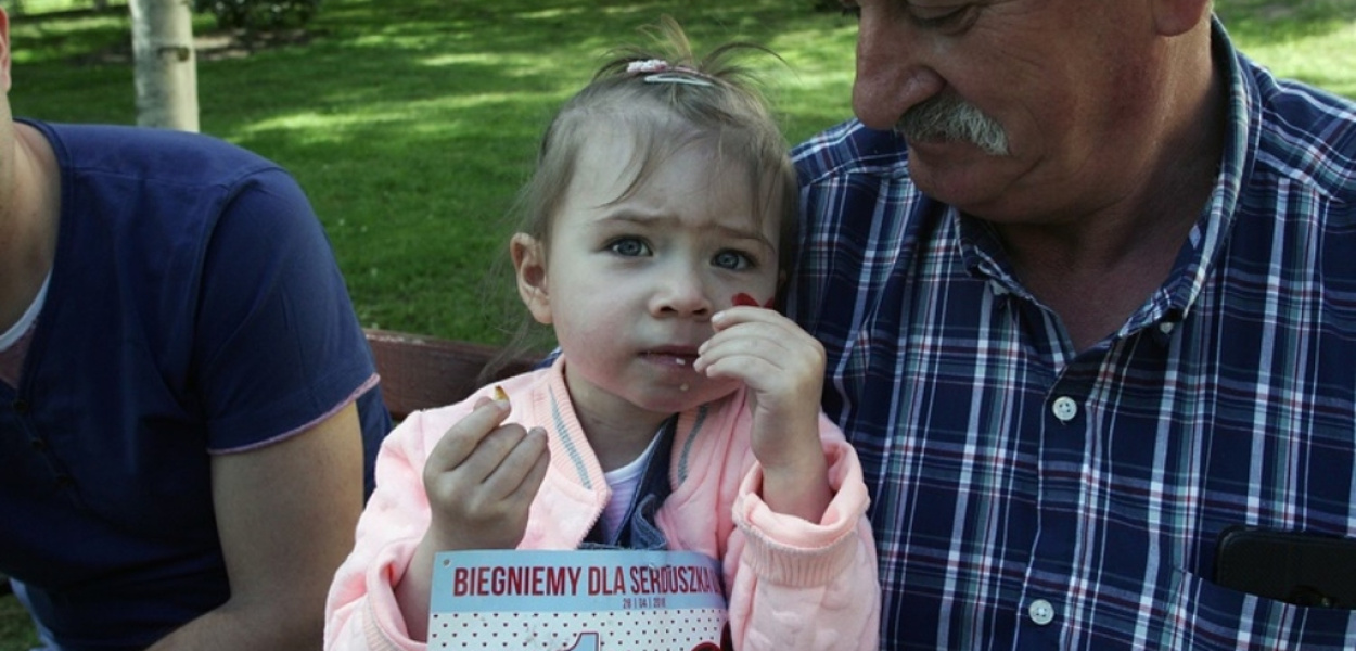 Skrzyknęli się w parku, żeby pomóc Oli Janiszewskiej