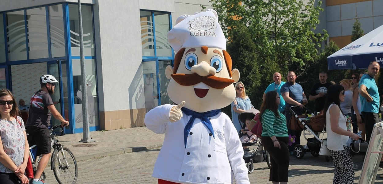 Smaczne, rodzinne otwarcie sezonu grillowego w Oberży 