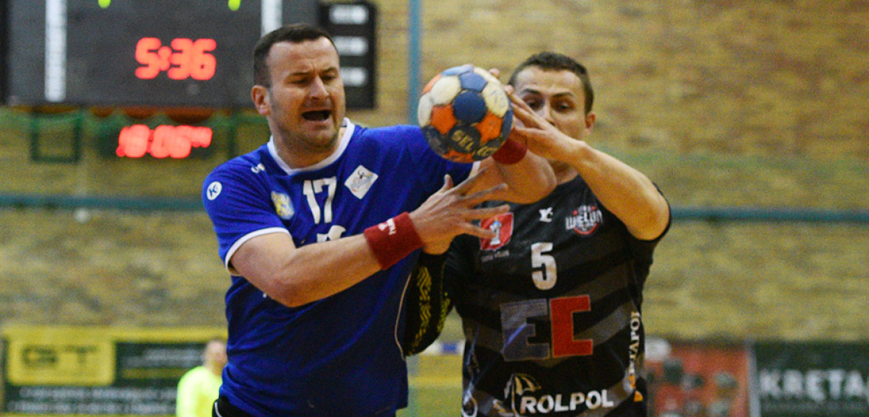 Siódemka wygrała z MKS-em. Majewski razy dziewięć!