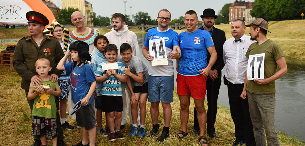Pływający czołg, Sfinks i zwycięska Śnieżka