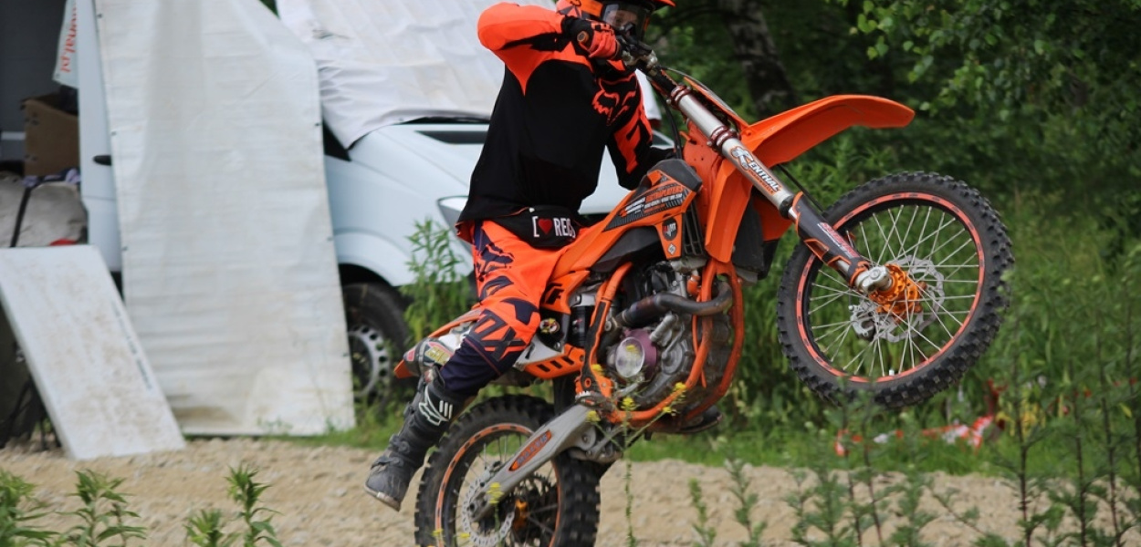 Dwa medale rajdowców terenowych z Legnicy