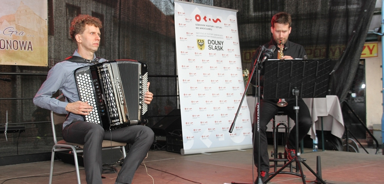 A w Prochowicach harmonie grały ... a ludzie śpiewali