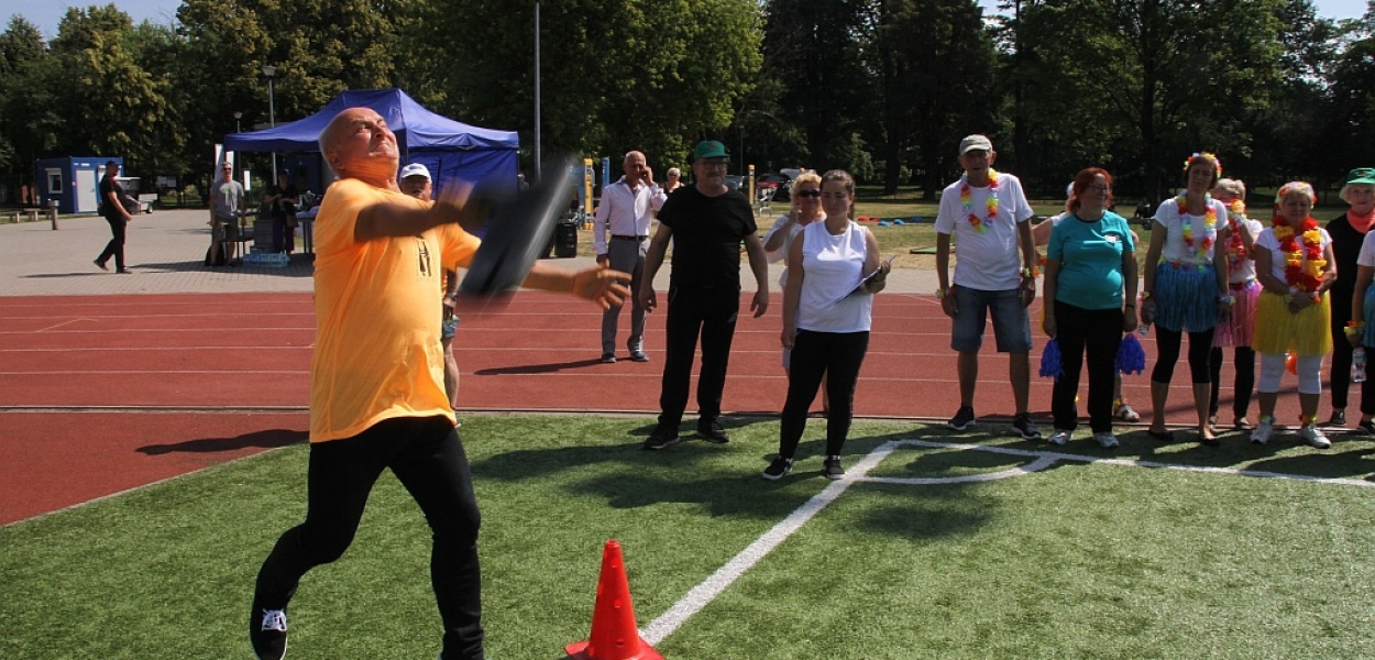 Senioriada na wesoło i sportowo