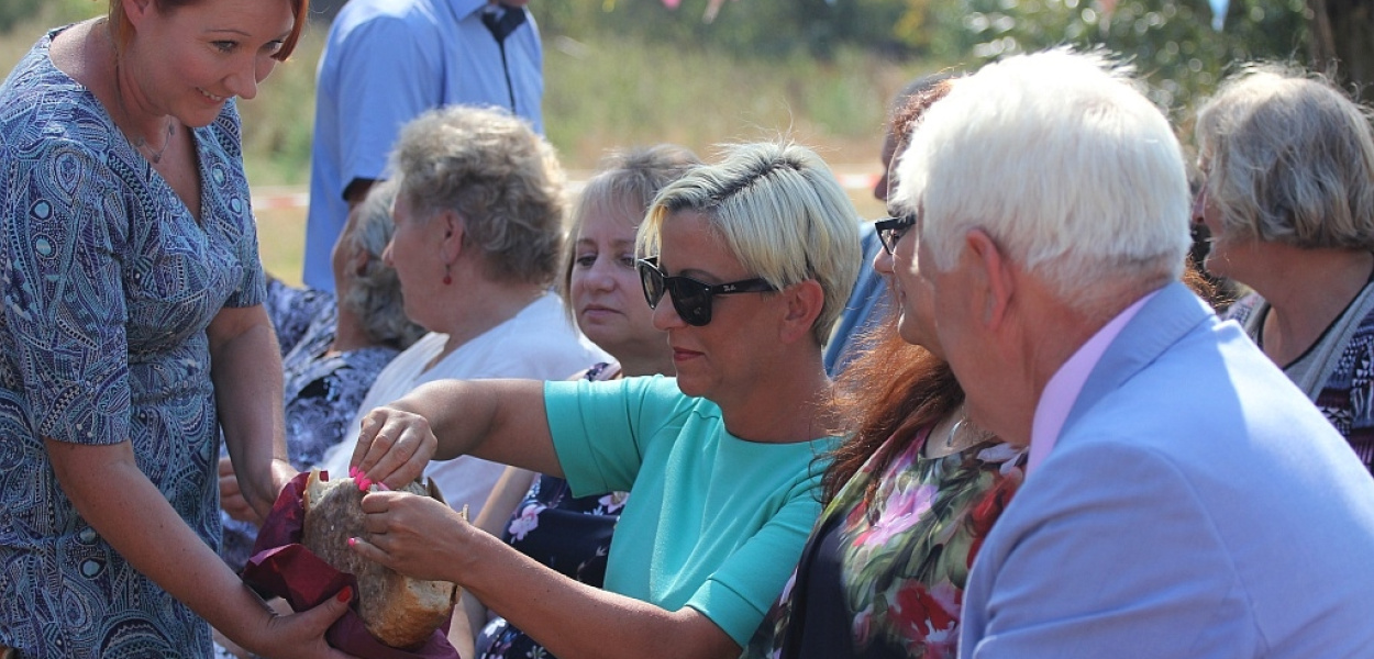Mieszkańcy Komornik podziękowali za tegoroczne plony
