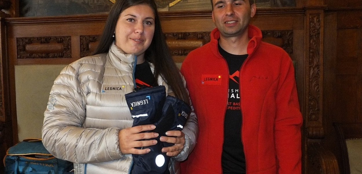 Zatkną flagę Legnicy na himalajskim szczycie