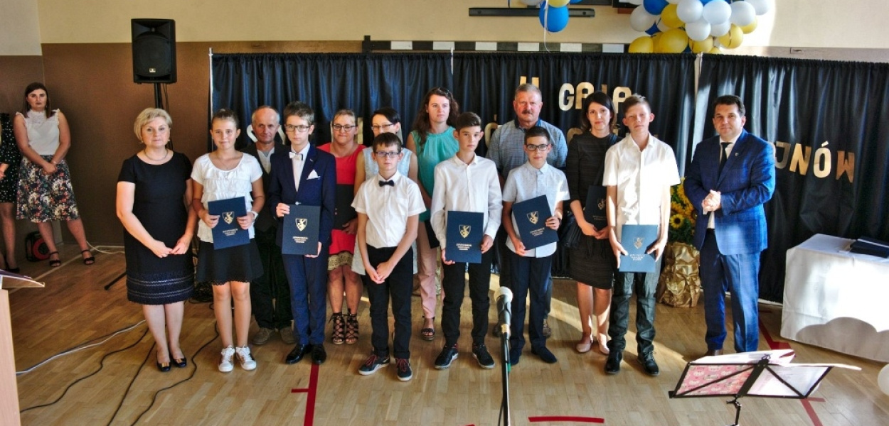 Stypendia dla najzdolniejszych z gminy Chojnów rozdane