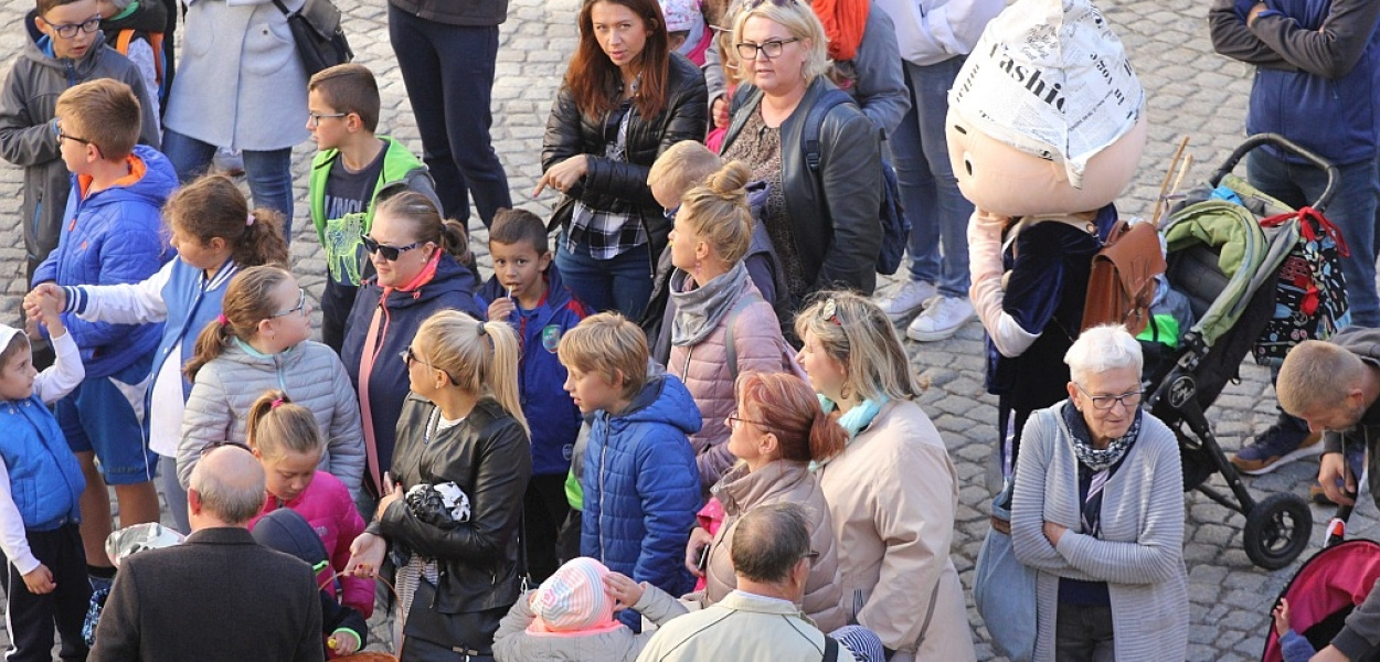Poszli z Julkiem na ostatni spacer po Legnicy