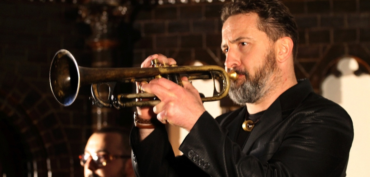 „Przystanek jazz”. Rozdział drugi