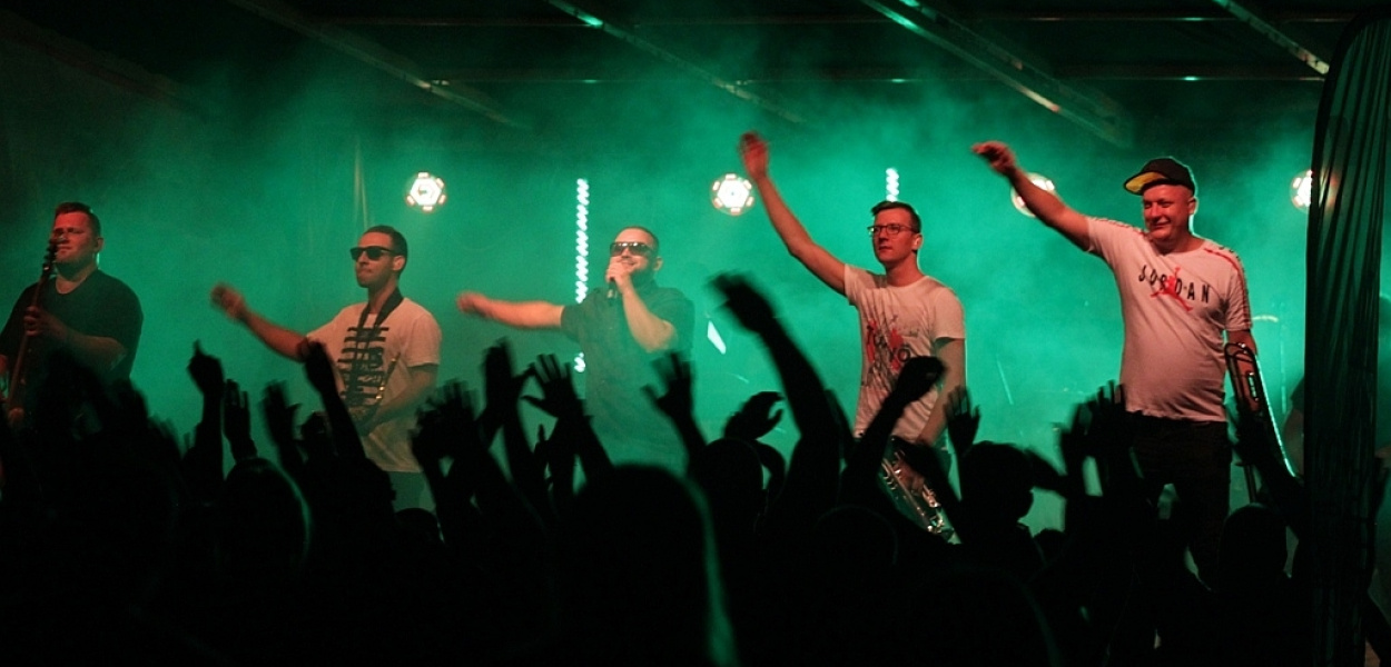 W Kunicach muzyki reggae „tyle mam, ile mam, ile bym chciał...”