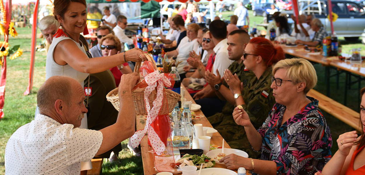 Mieszkańcy gminy Krotoszyce biesiadowali w Janowicach Dużych