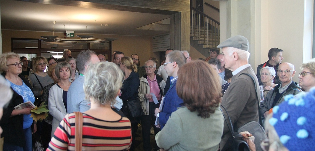 Historycy uszczknęli rąbka tajemnic o siedzibie ZUS