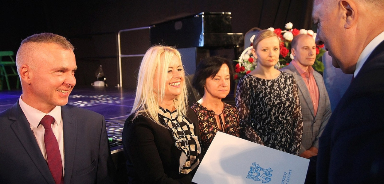 Prezydent nagrodził nauczycieli w Dniu Edukacji Narodowej