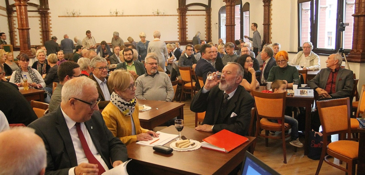 „Legnicki Almanach” - historie opowiedziane przez legniczan