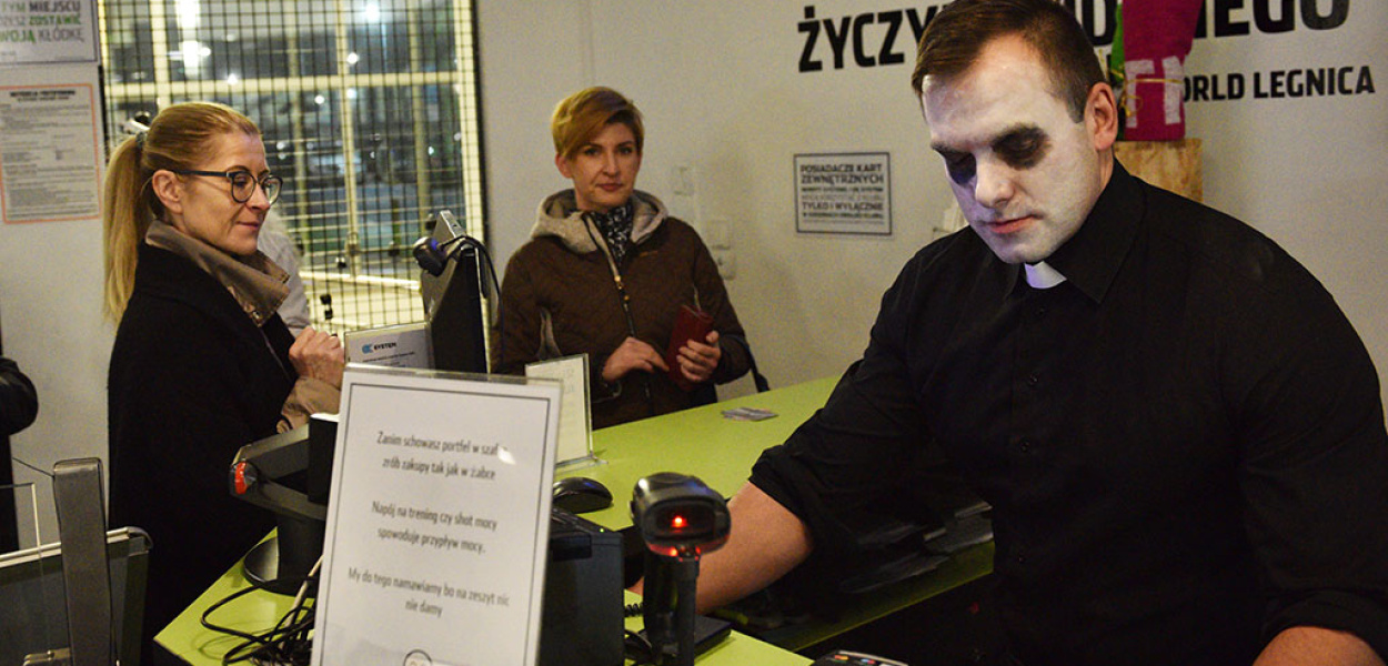 „Strasznie” udany wieczór w Fitness World