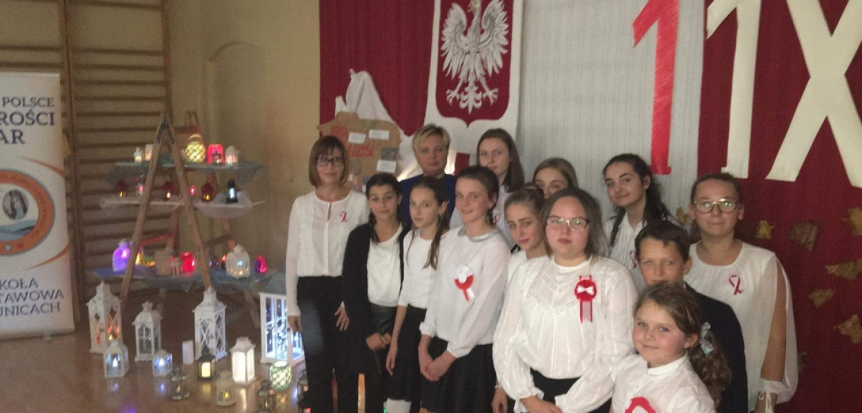 Uczniowie z Kunic potrójnie uczcili Święto Niepodległości