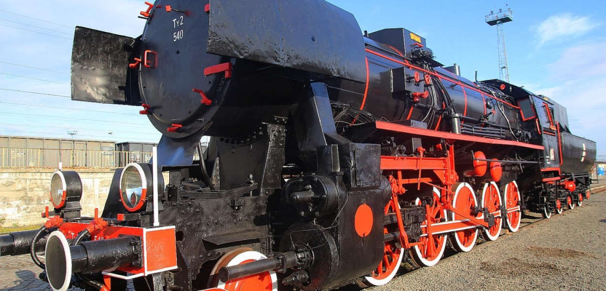 Stoi na stacji lokomotywa... Naprawdę jest co podziwiać