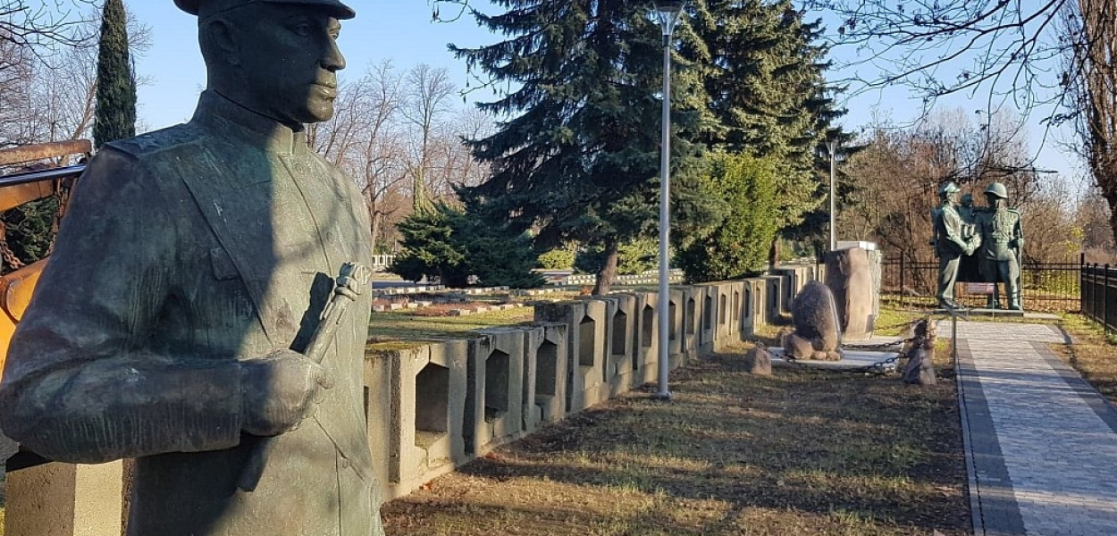 Konstanty Rokossowski po latach wrócił do Legnicy
