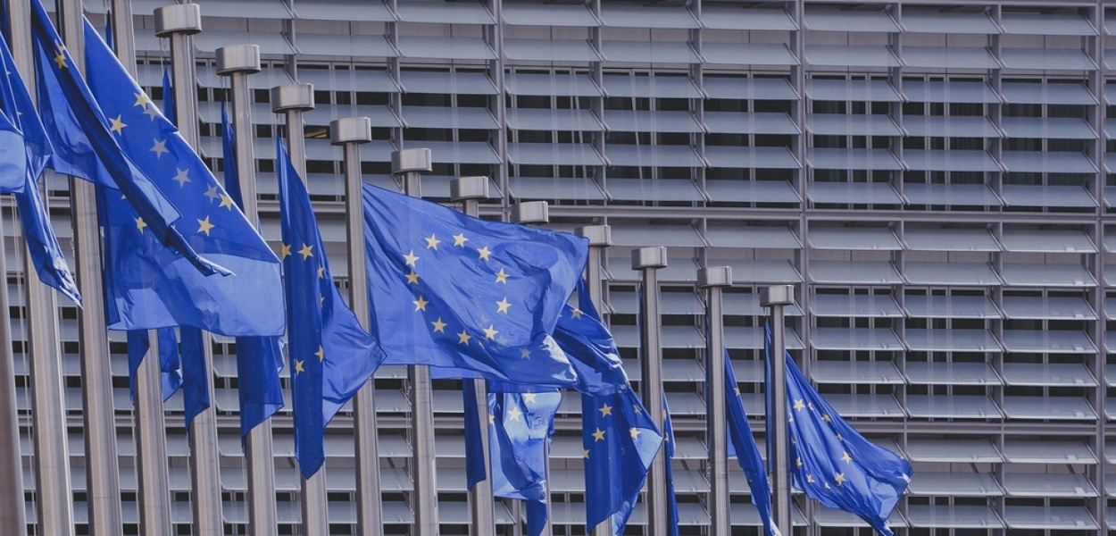 Polityka - zakłady bukmacherskie na politykę. Czy to możliwe?