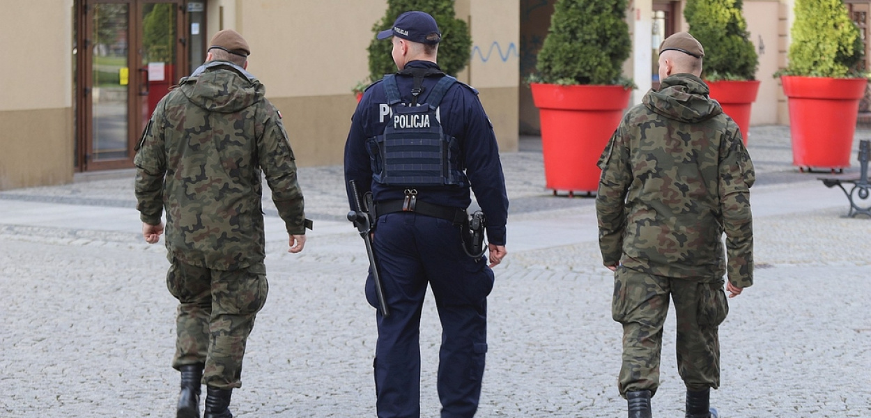 Wspólne patrole policjantów i Terytorialsów