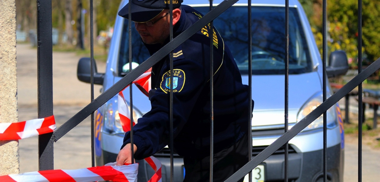 Koronawirus. Prezydent zamknął legnickie nekropolie