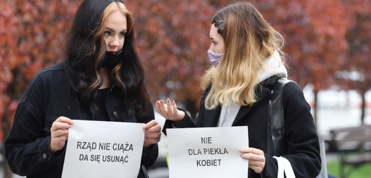 Hańba! Nie dla piekła kobiet. Protest w Legnicy