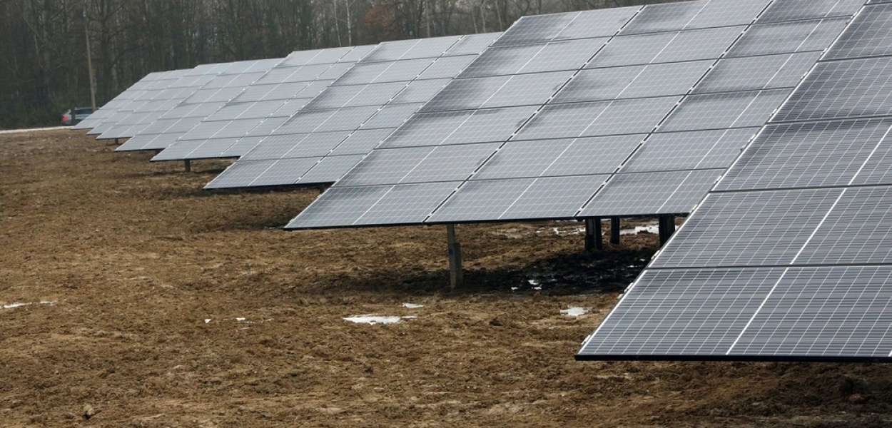 Do ZANAMU już płynie energia z farmy fotowoltaicznej