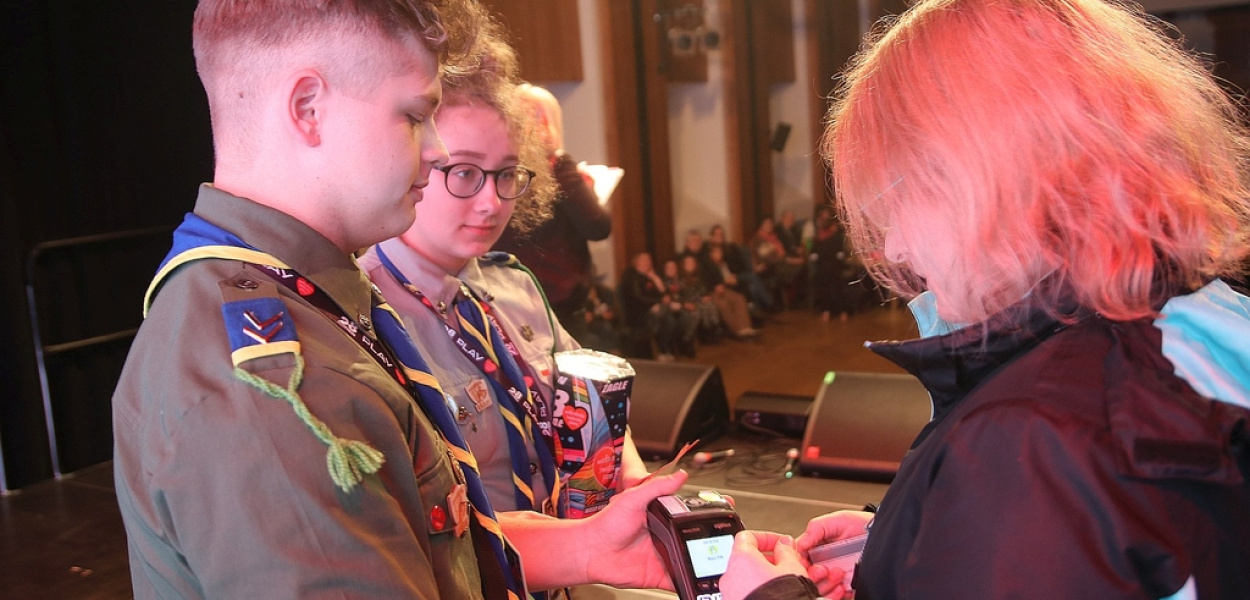 WOŚP już gra. ruszyły aukcje internetowe