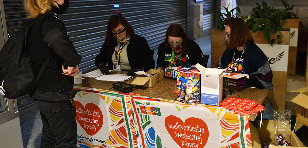 WOŚP: Najliczniejsza i najgorętsza orkiestra świata już gra