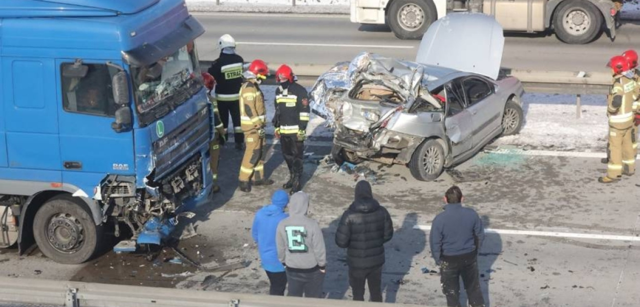 Wypadek na autostradzie. Objazd w stronę Wrocławia