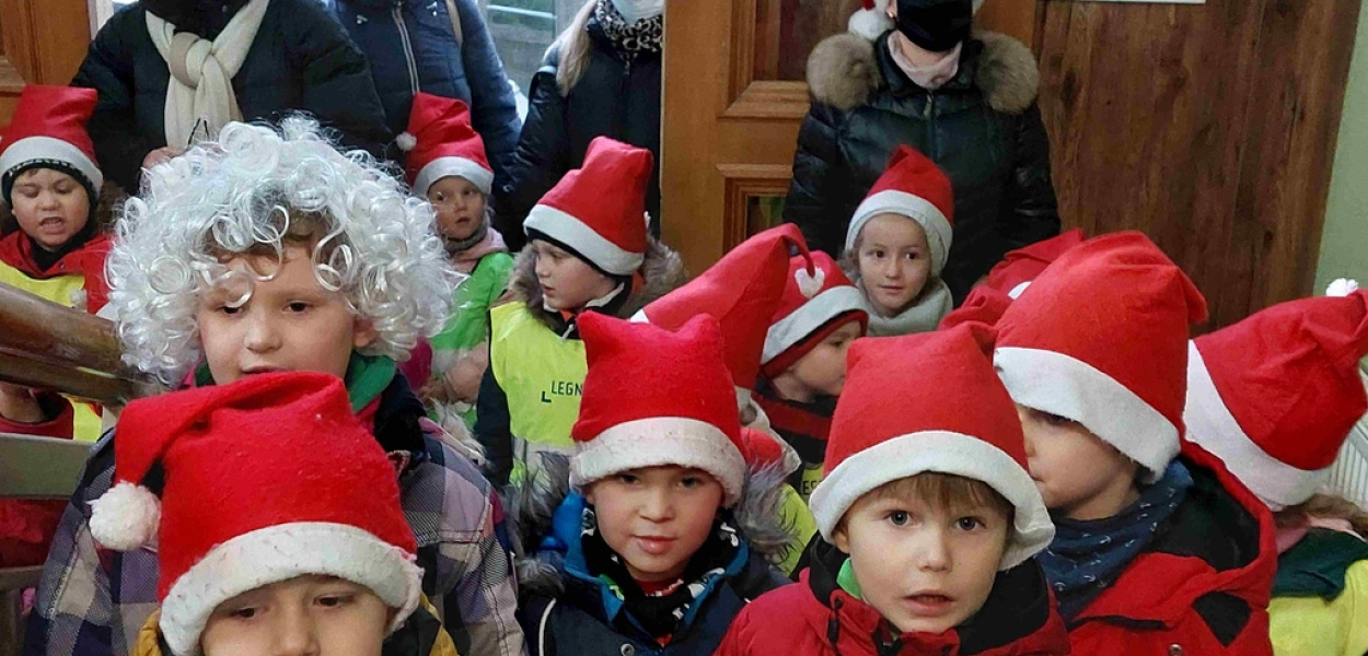 Najmłodsi i najwspanialsi Mikołaje w Legnicy