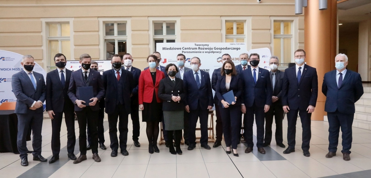  Miedziowe Centrum Rozwoju Gospodarczego. Połączenie świata biznesu,