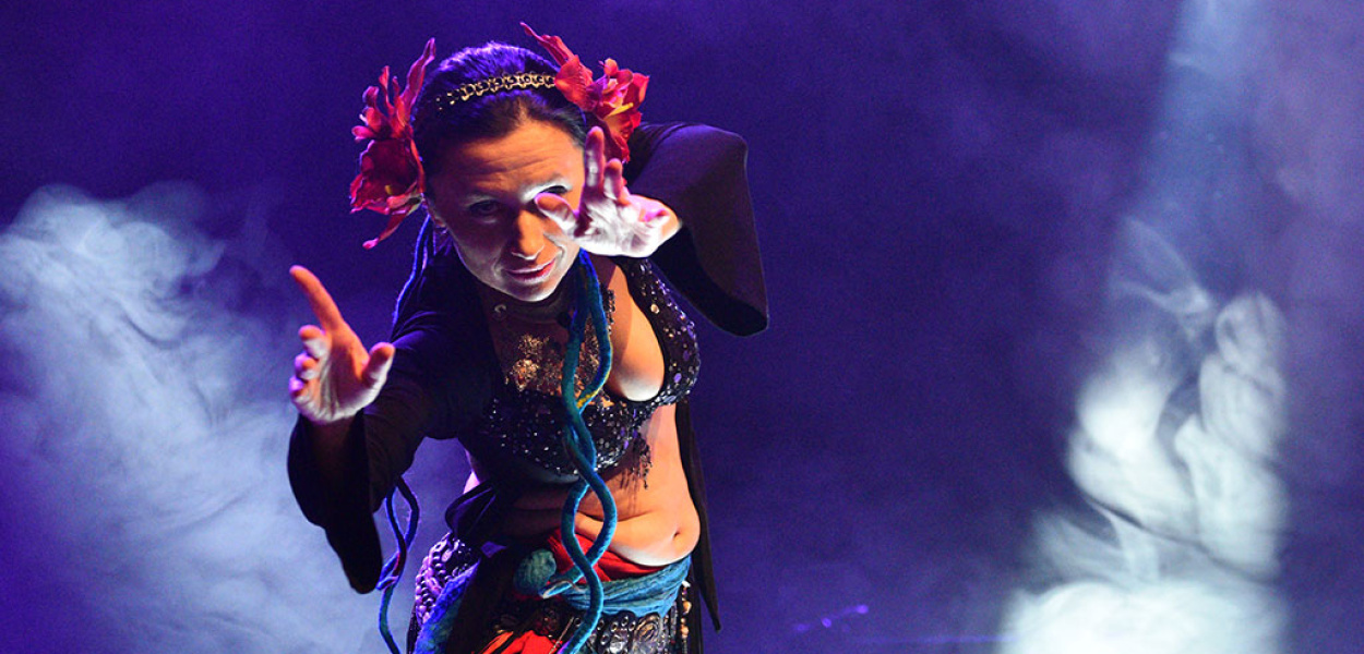 Panie lubią bawić się w stylu flamenco