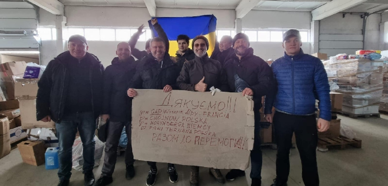  #SolidarnizUkrainą. Dary z Powiatowego Zespołu Szkół trafiły na…