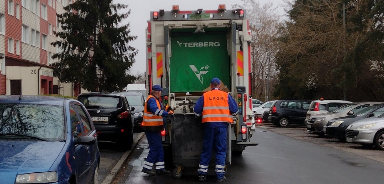 LPGK testuje śmieciarkę z elektrycznym napędem