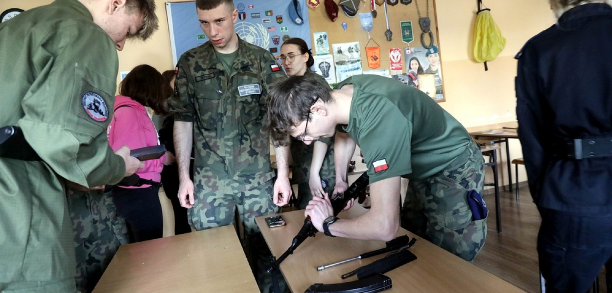 Legnicka szkoła z klasami mundurowymi otworzyła swoje drzwi