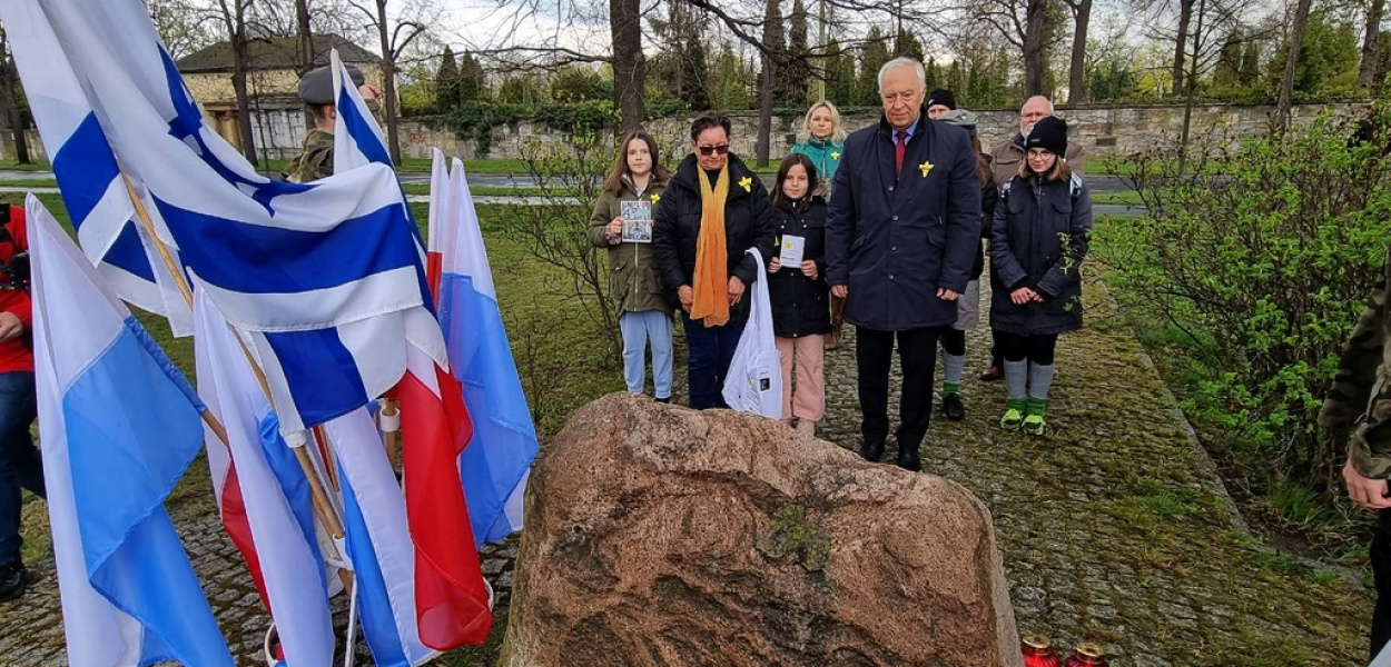 Oddali hołd żydowskim powstańcom