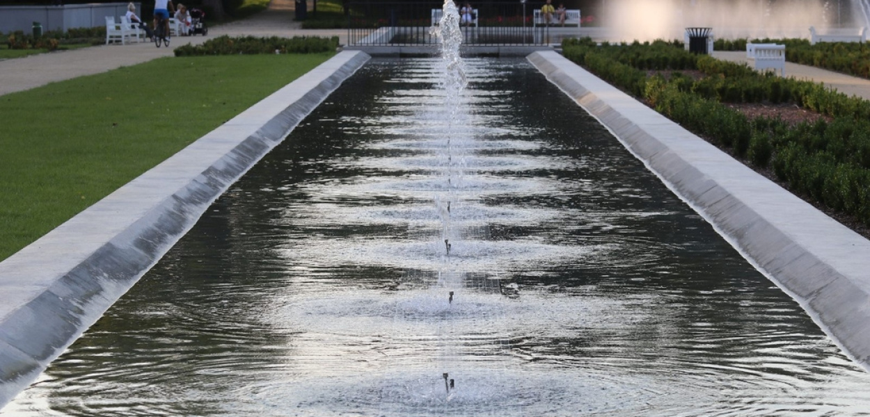 Czy woda w fontannie multimedialnej jest trująca?