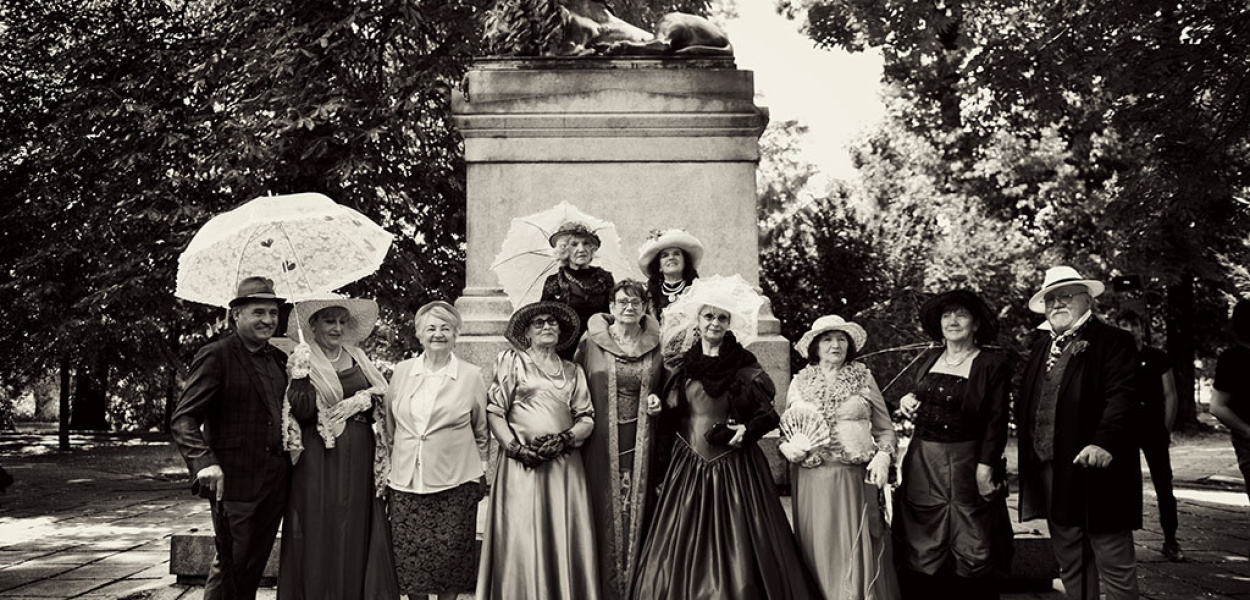 Sobotnie budzenie drzemiącego lwa. Poznaliśmy jego historię