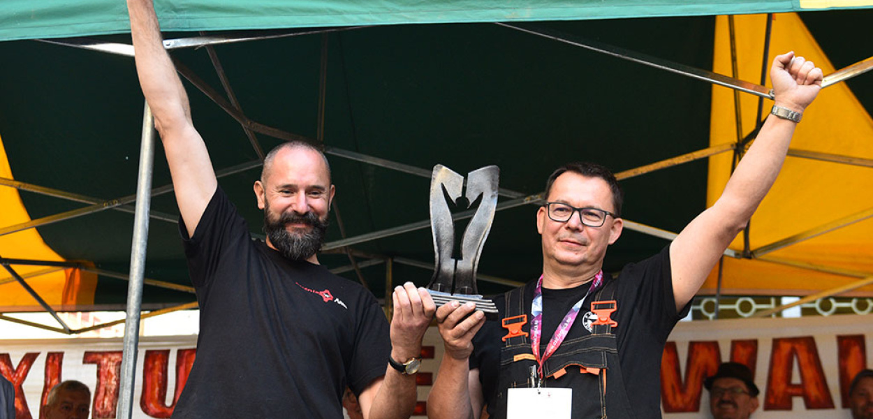 Po raz drugi sięgnęli po Srebrne Klucze Legnicy