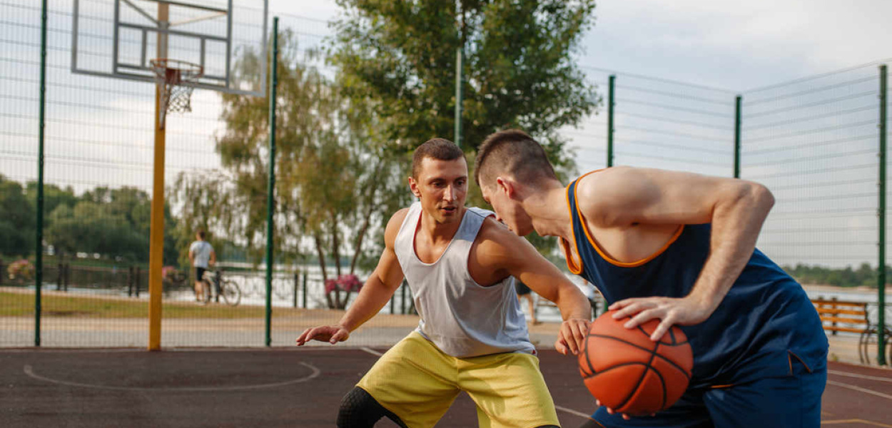 Koszykówka – zasady gry, niezbędny sprzęt