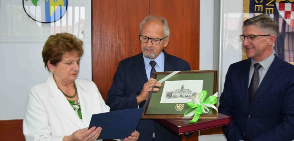 XLI sesja Rady Powiatu Legnickiego