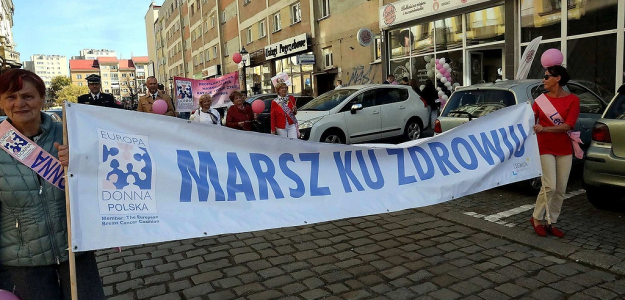 Różowy korowód przeszedł ulicami Legnicy