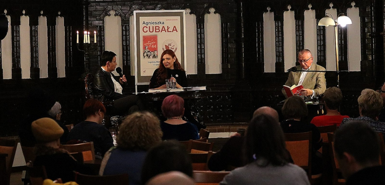 Agnieszka Cubała gościem wieczoru Amicusów w bibliotece
