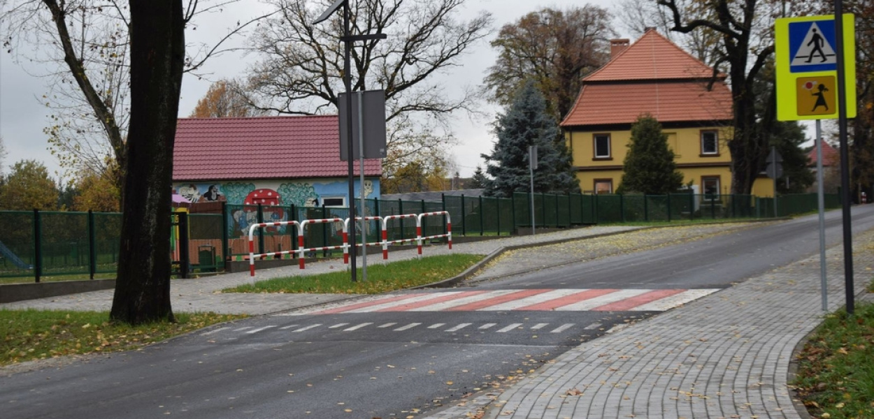 Droga w Krzywej wyremontowana wspólnymi siłami starostwa i gminy