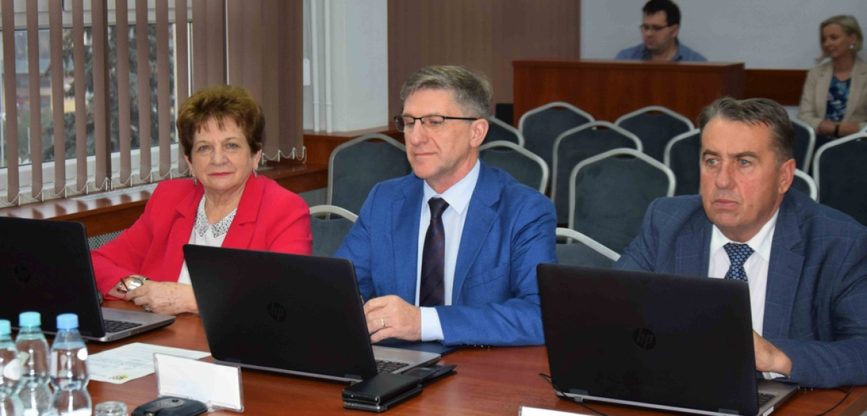 XLV sesja Rady Powiatu Legnickiego