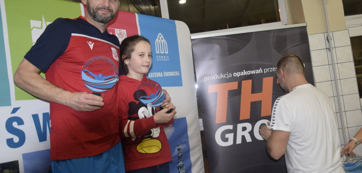 Wankan wrócił ze Świdnicy z siedemnastoma medalami